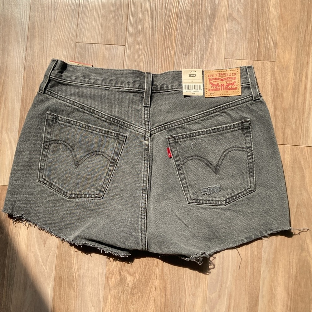 Levi’s 501 jean short distressed high rise 501 jean cotton cutoff denim short 32 - Picture 7 of 17